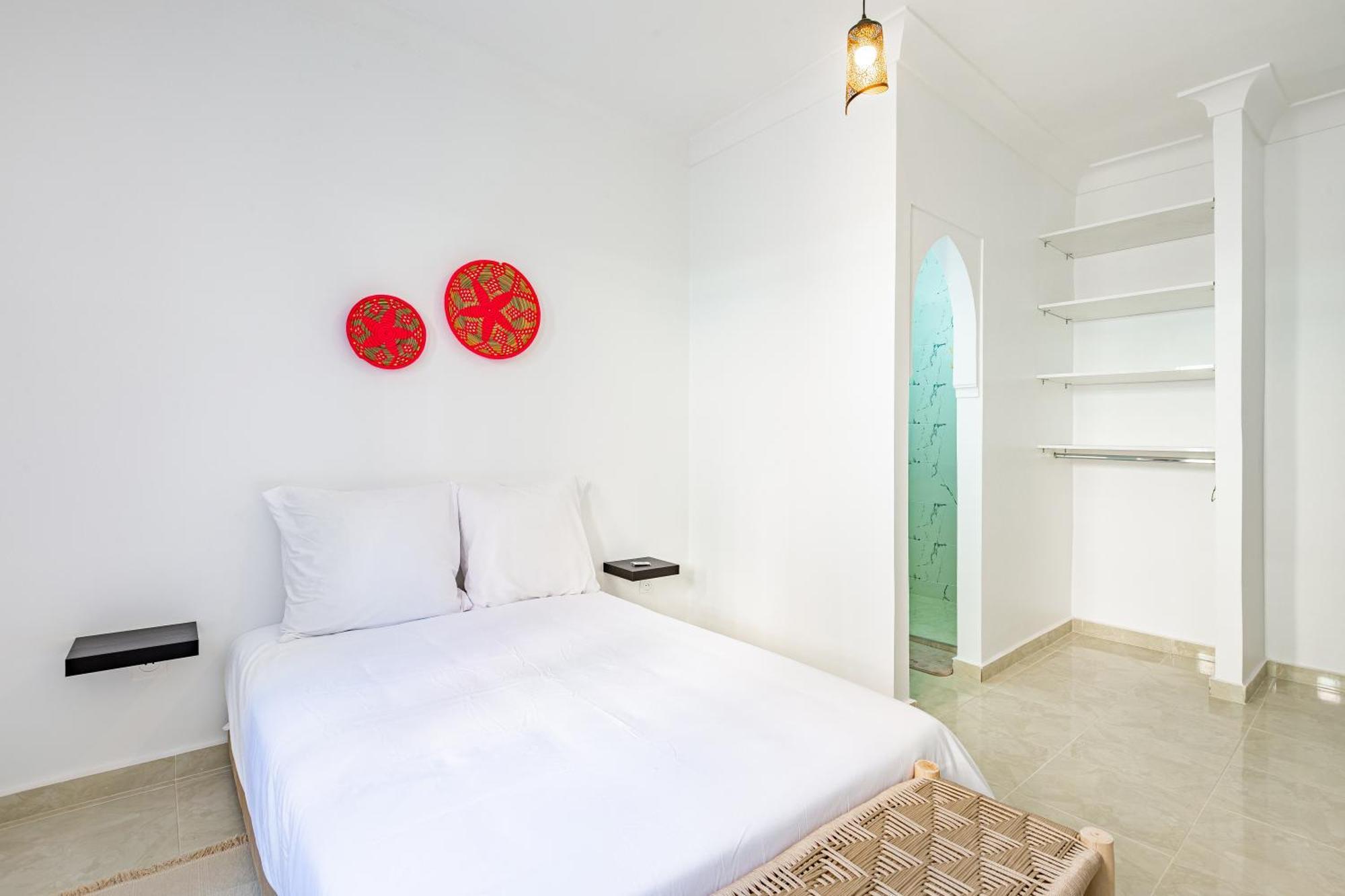Riad Dar Juma, Suites & Appartements, Spa & Piscine Chauffee มาร์ราเกช ภายนอก รูปภาพ